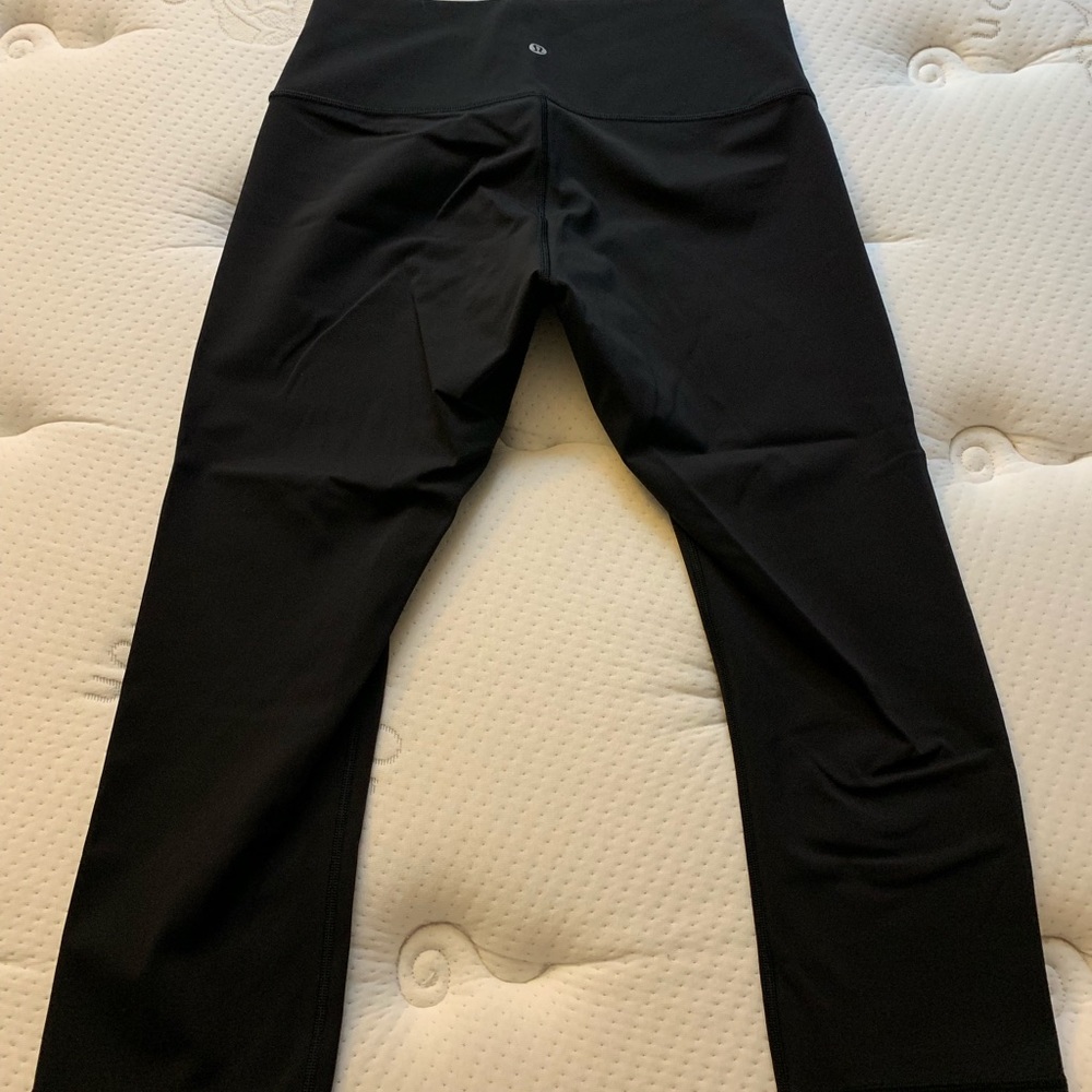 Wonder Under HR Crop 19” Size 10 Luxtreme